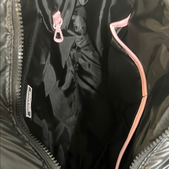 Wildfox Black and silver Tote or Shoulder Bag zipper NWT - Picture 7 of 17